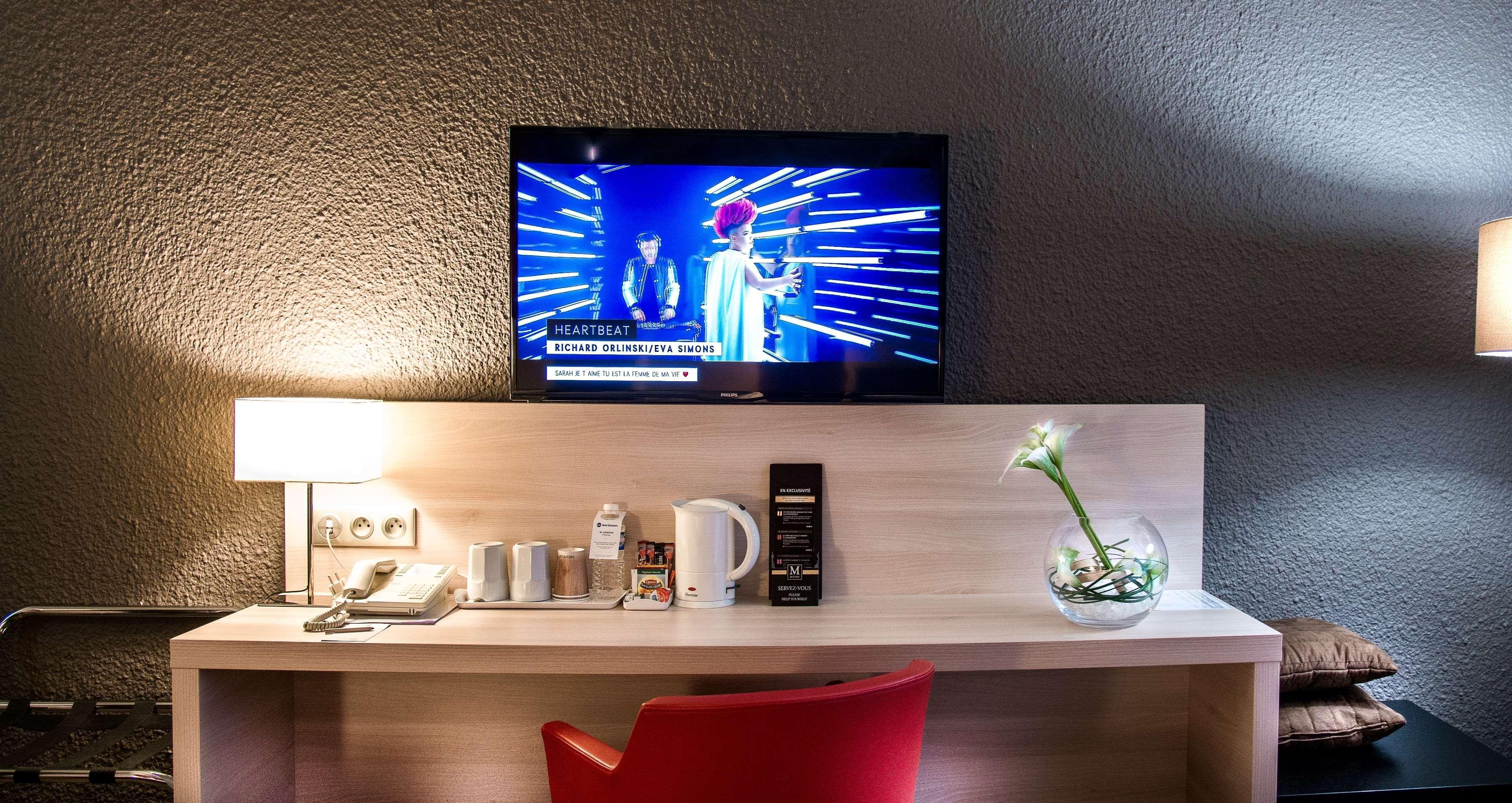 Best Western Porte Du Forez Андрезьё-Бутеон Экстерьер фото