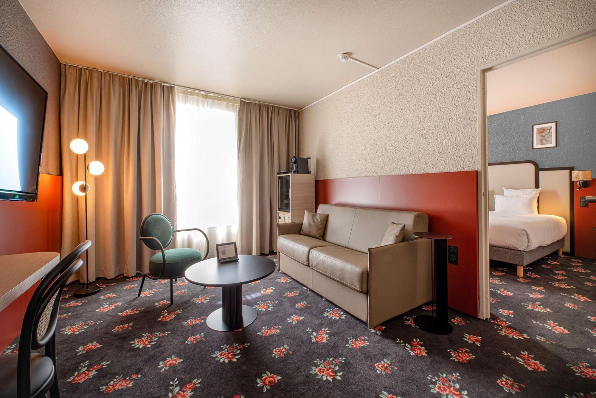 Best Western Porte Du Forez Андрезьё-Бутеон Экстерьер фото